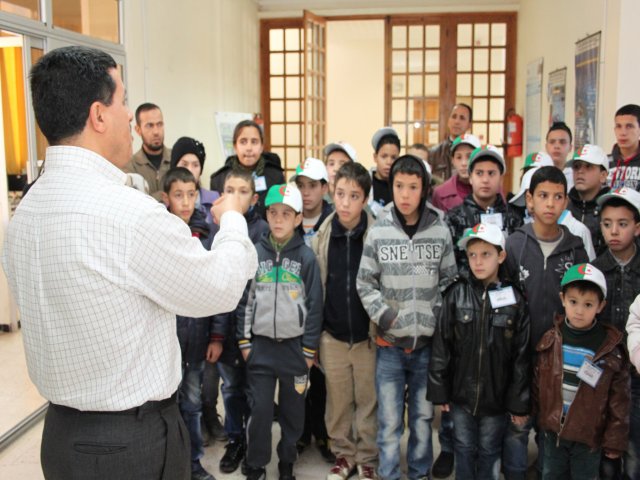  Visite au CERIST des lauréats de la commune d’El Yachir Bordj Bou Arreridj  CERIST, 27 décembre 2012