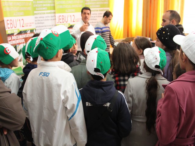  Visite au CERIST des lauréats de la commune d’El Yachir Bordj Bou Arreridj  CERIST, 27 décembre 2012